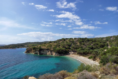 KastosAWalkBeach01.jpg